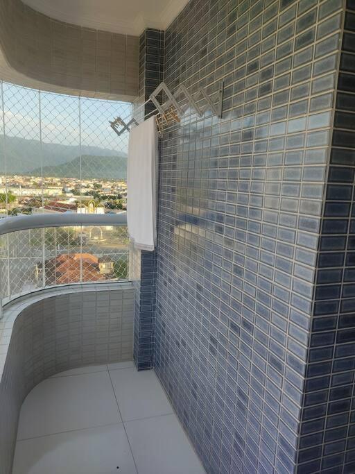 Apto Lindo-piscina, Churrasqueira E 2 Vagas * Praia Grande (Santos)